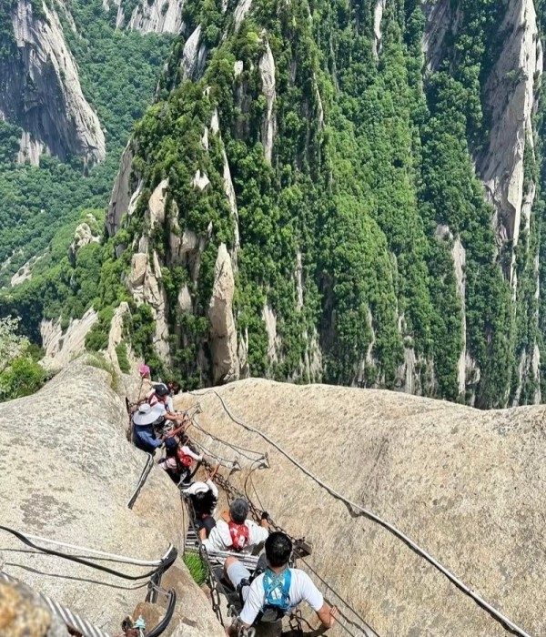 Mt. Huashan (1)